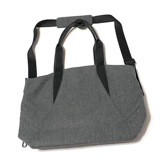lululemon Wool Convertible Tote - Picture 4 of 10